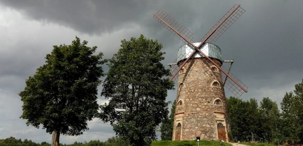 Wind mill