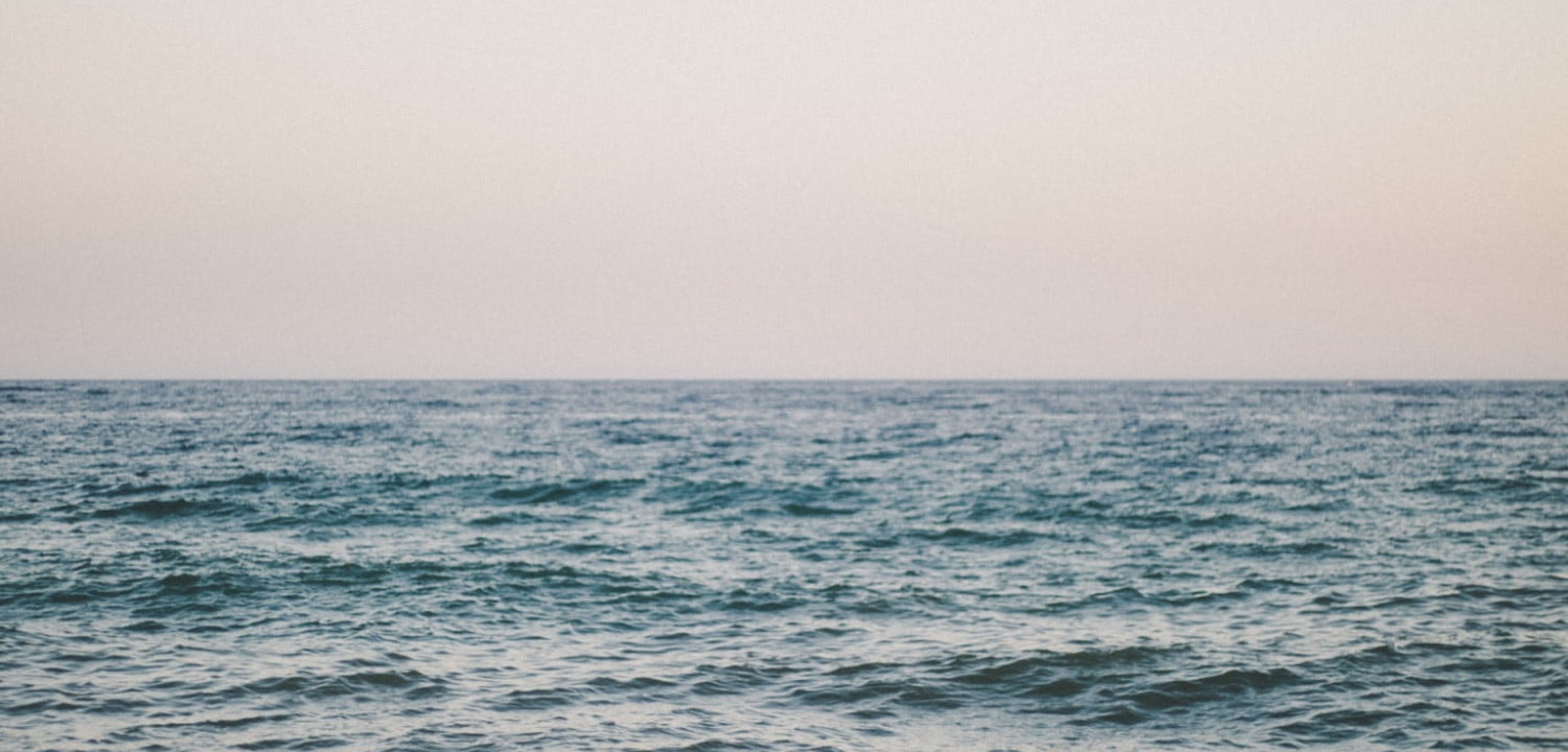 Ocean horizon